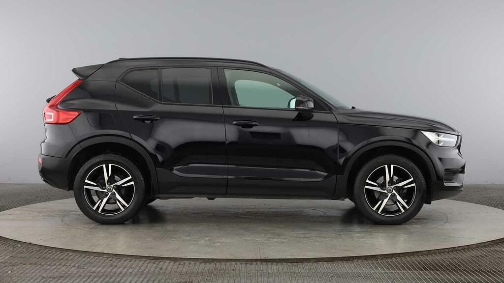 Volvo XC40 R-design T3 YR22EKL Black #2