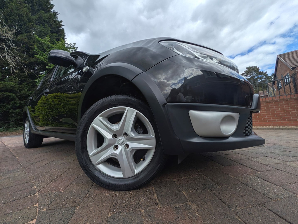 Dacia Sandero Stepway 0.9 Tce Laureate Black #4