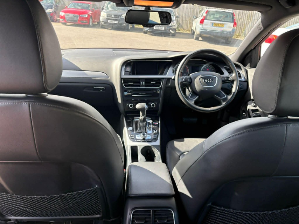 Audi A4 2.0 Tfsi Sport Red #3
