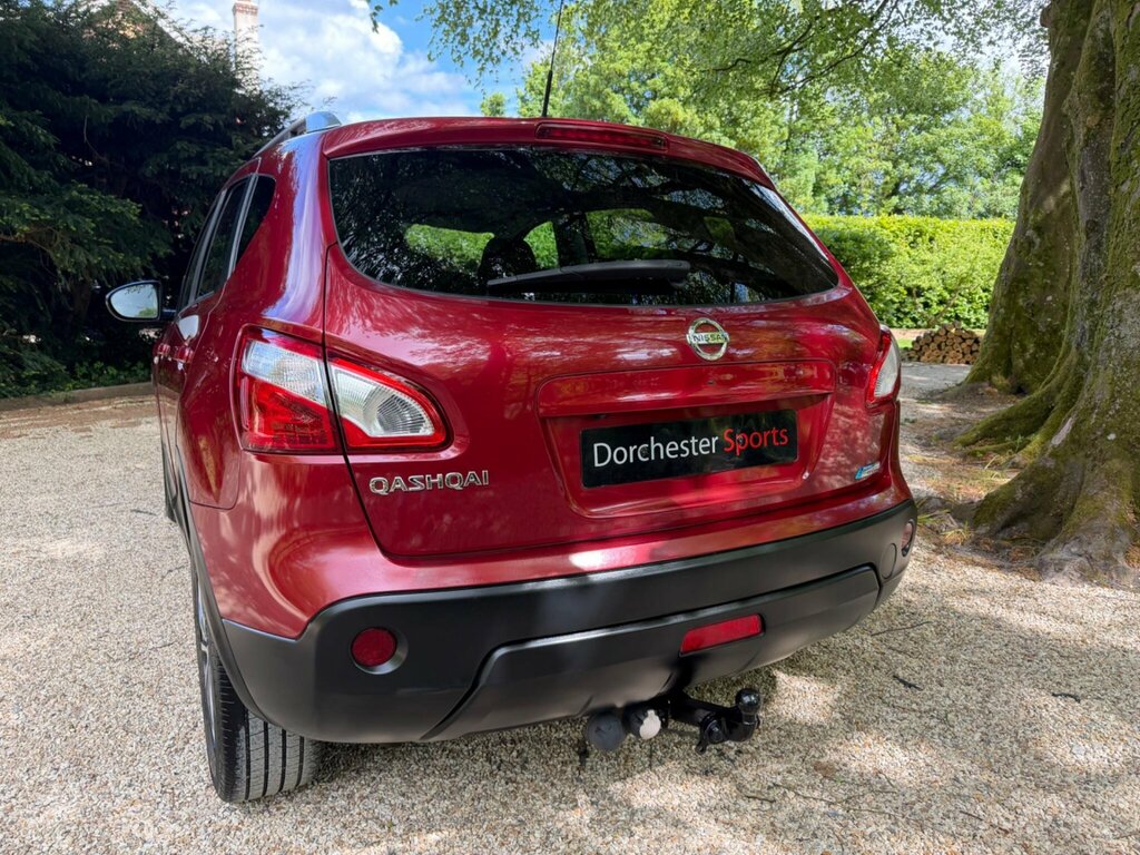 Nissan Qashqai 1.5 Dci Tekna 2Wd Euro 5 Red #6