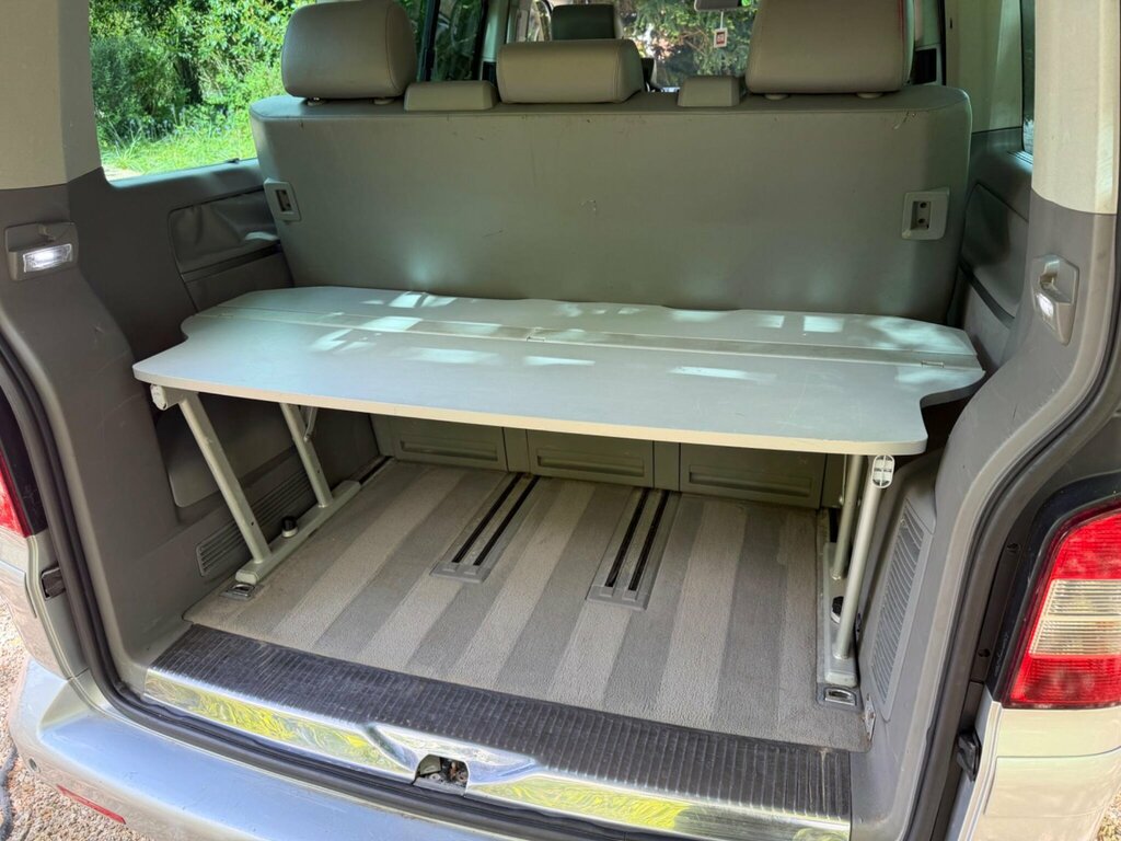Volkswagen Caravelle Exec Tdi 174 A Silver #58