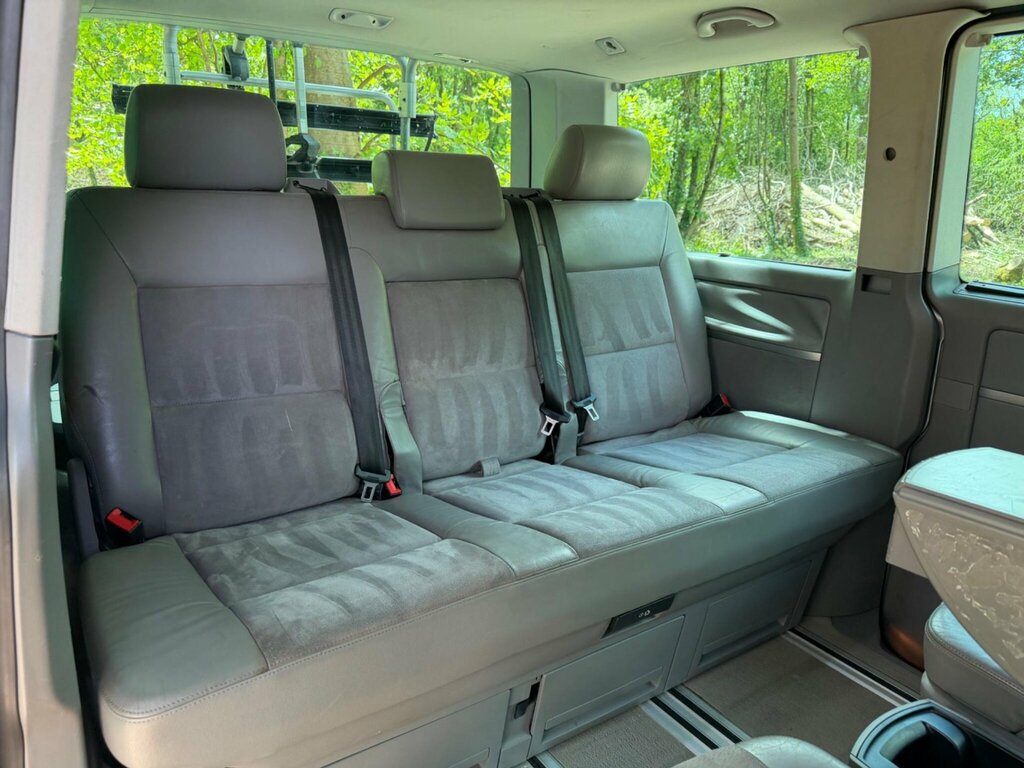 Volkswagen Caravelle Exec Tdi 174 A Silver #53