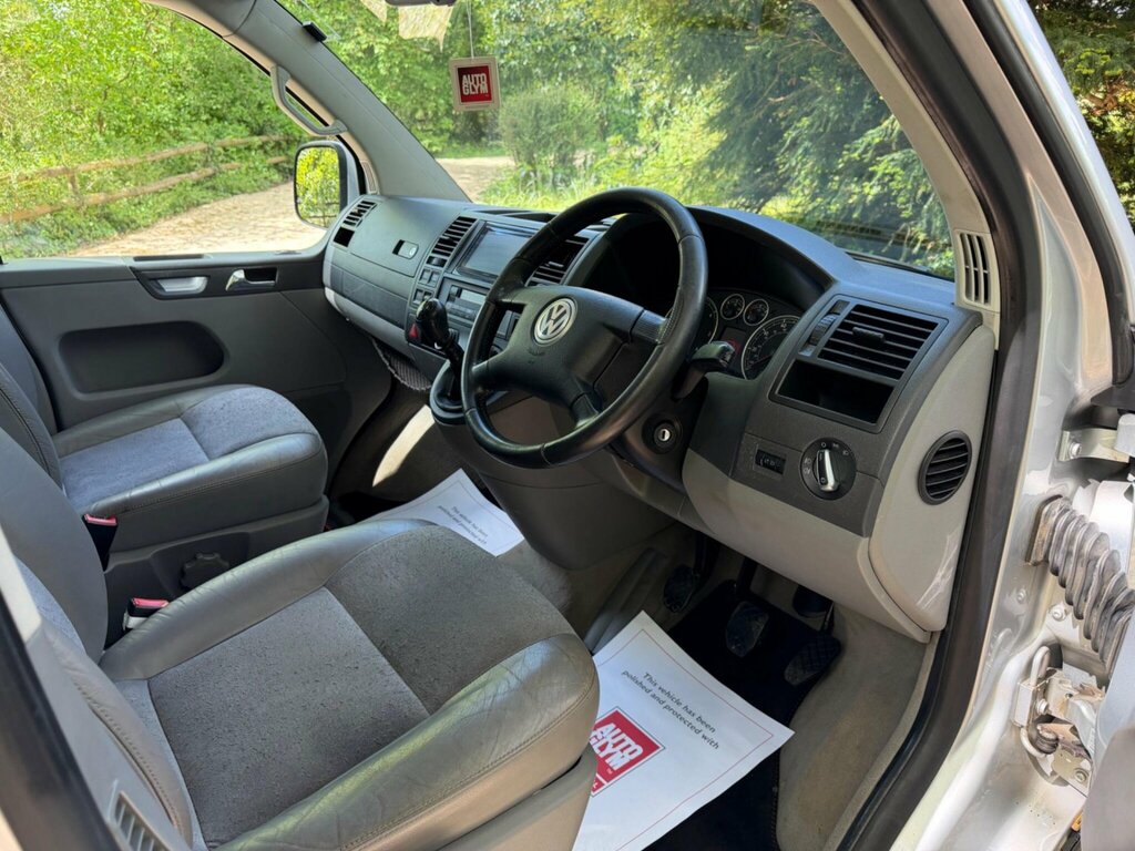 Volkswagen Caravelle Exec Tdi 174 A Silver #21