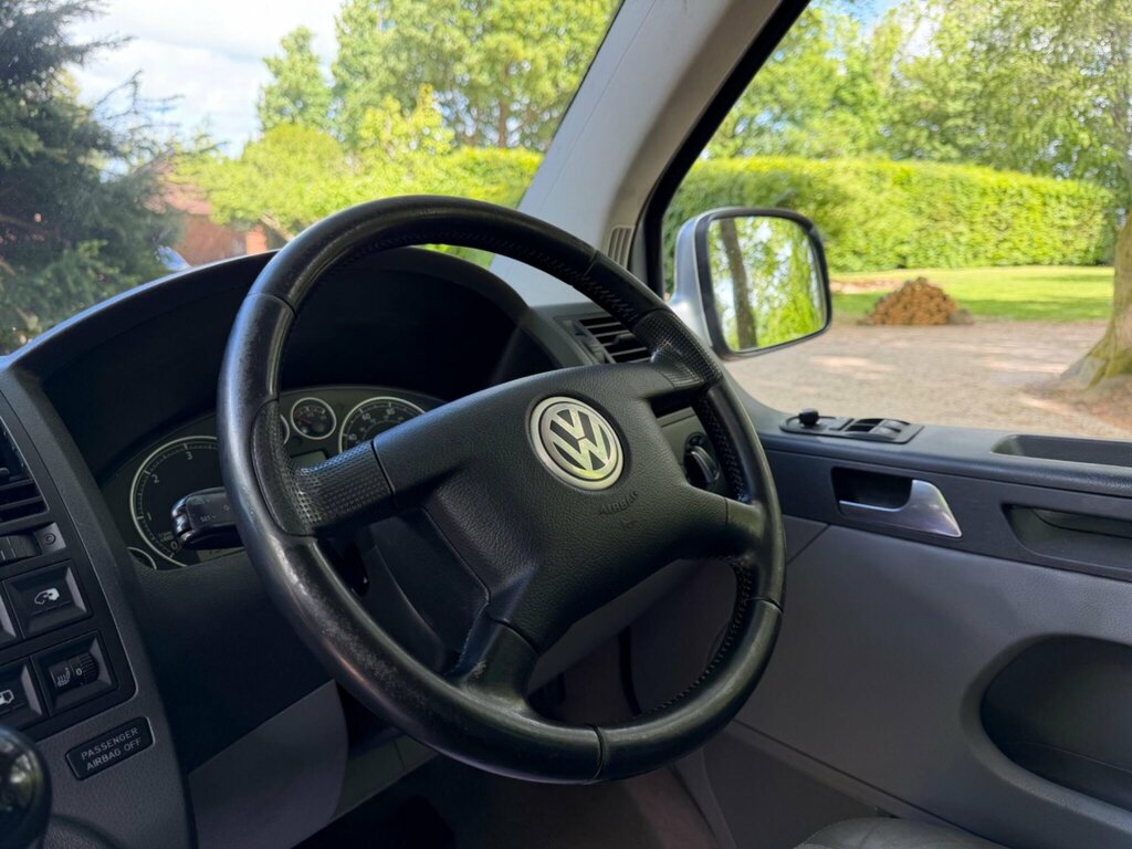 Volkswagen Caravelle Exec Tdi 174 A Silver #45