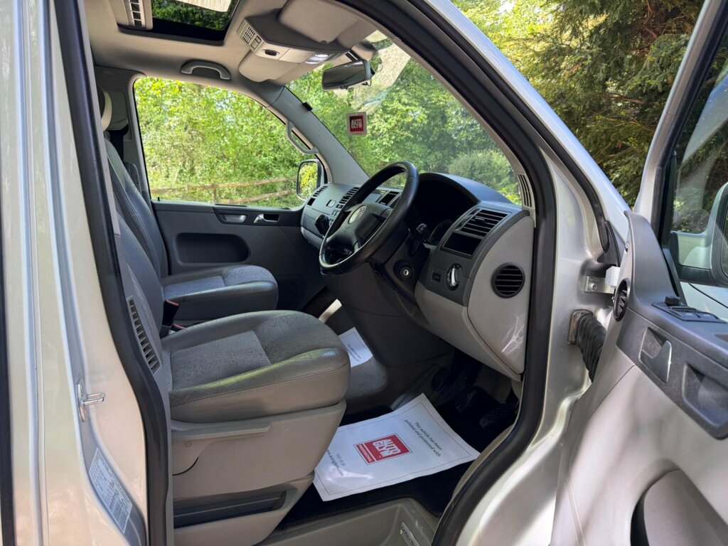 Volkswagen Caravelle Exec Tdi 174 A Silver #19