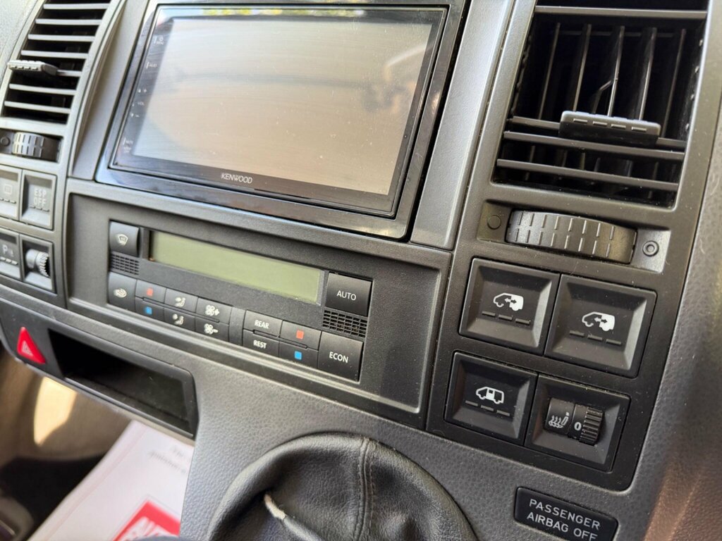 Volkswagen Caravelle Exec Tdi 174 A Silver #30