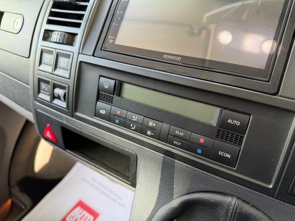 Volkswagen Caravelle Exec Tdi 174 A Silver #31