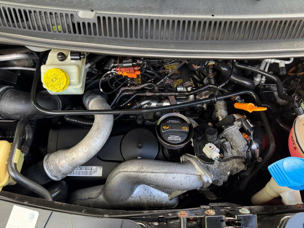 Volkswagen Caravelle Exec Tdi 174 A Silver #14