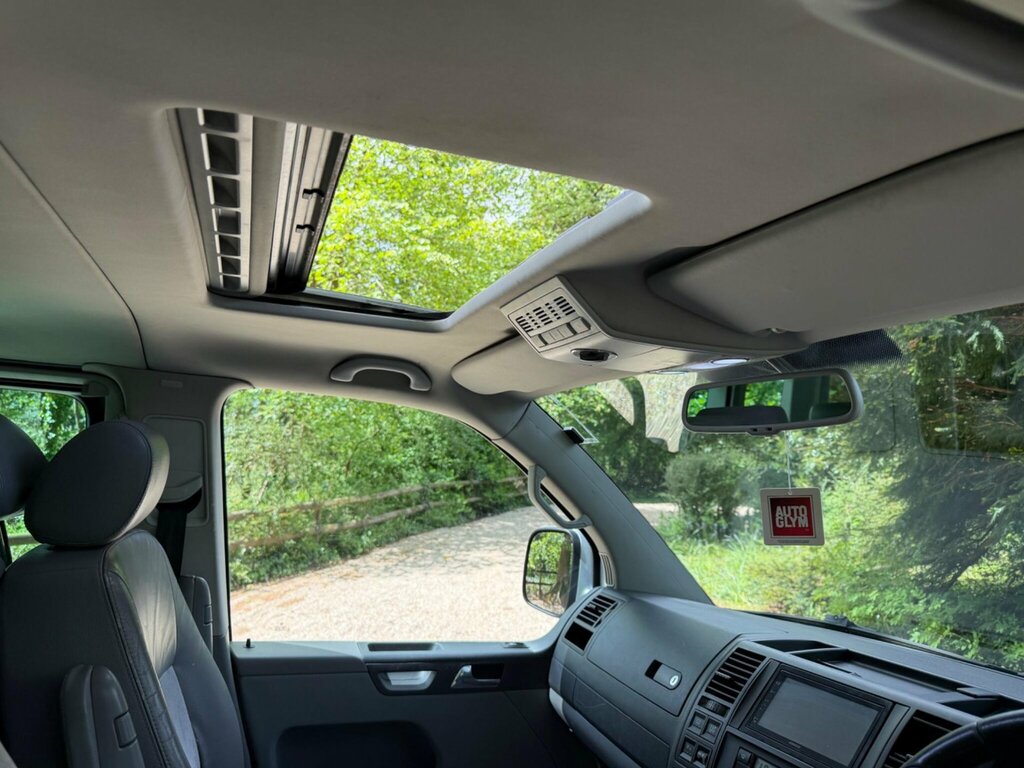 Volkswagen Caravelle Exec Tdi 174 A Silver #63