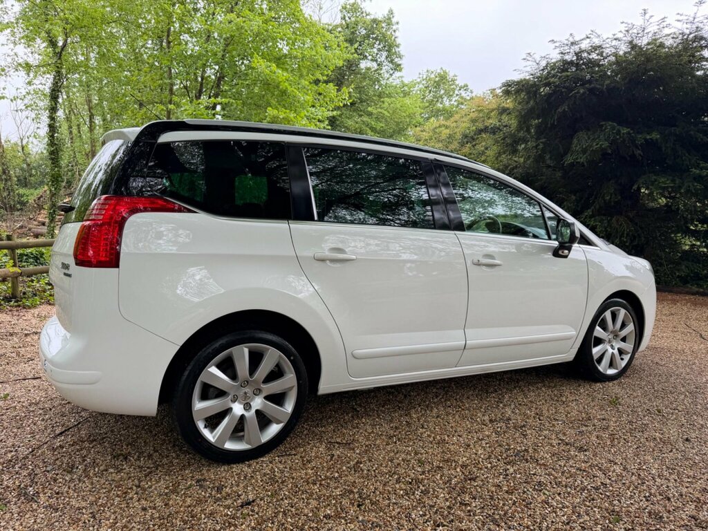 Peugeot 5008 1.6 E-hdi Allure Egc Euro 5 Ss White #4