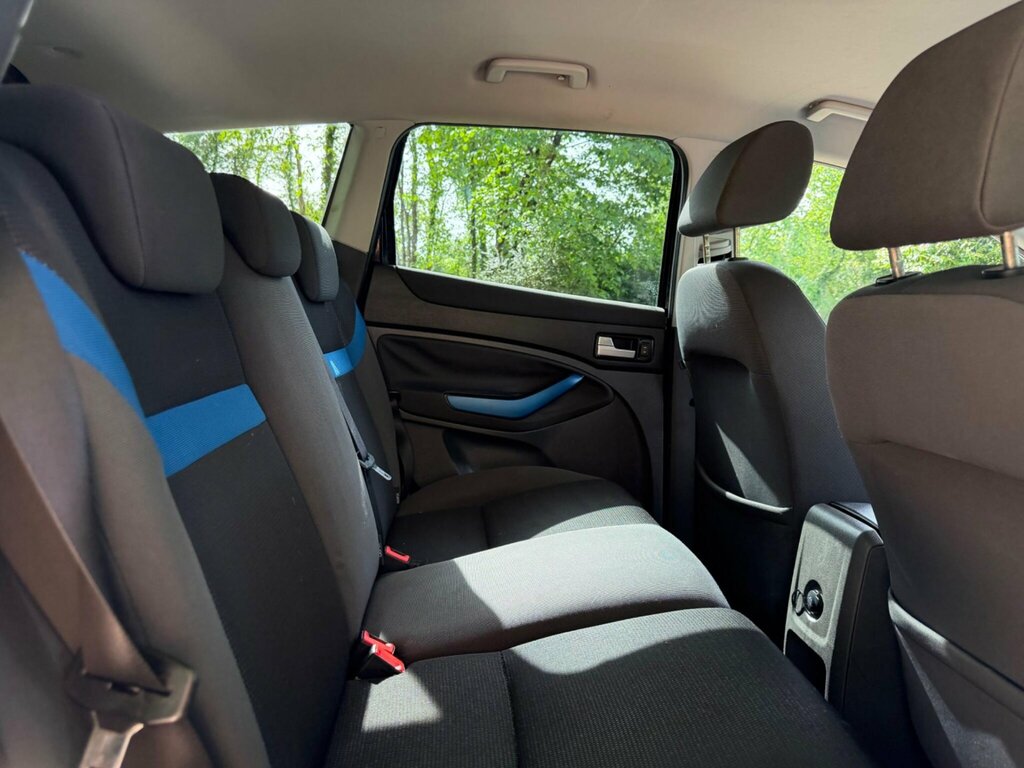 Ford Kuga Titanium Grey #47