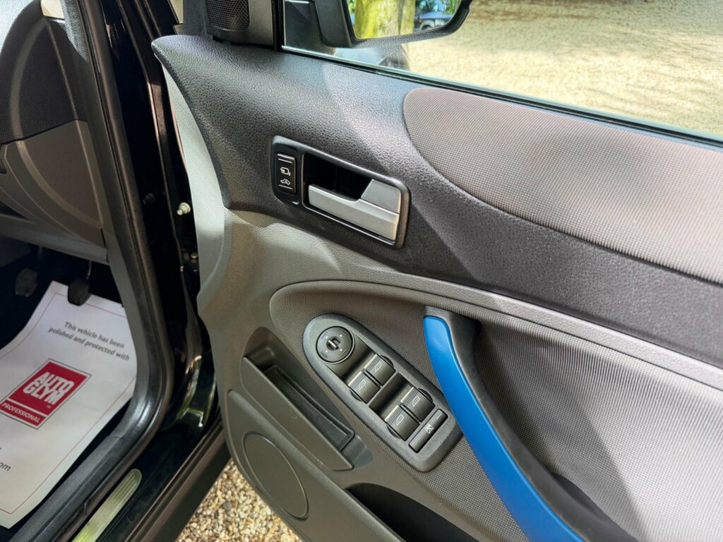 Ford Kuga Titanium Grey #16