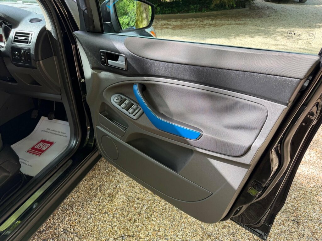 Ford Kuga Titanium Grey #15