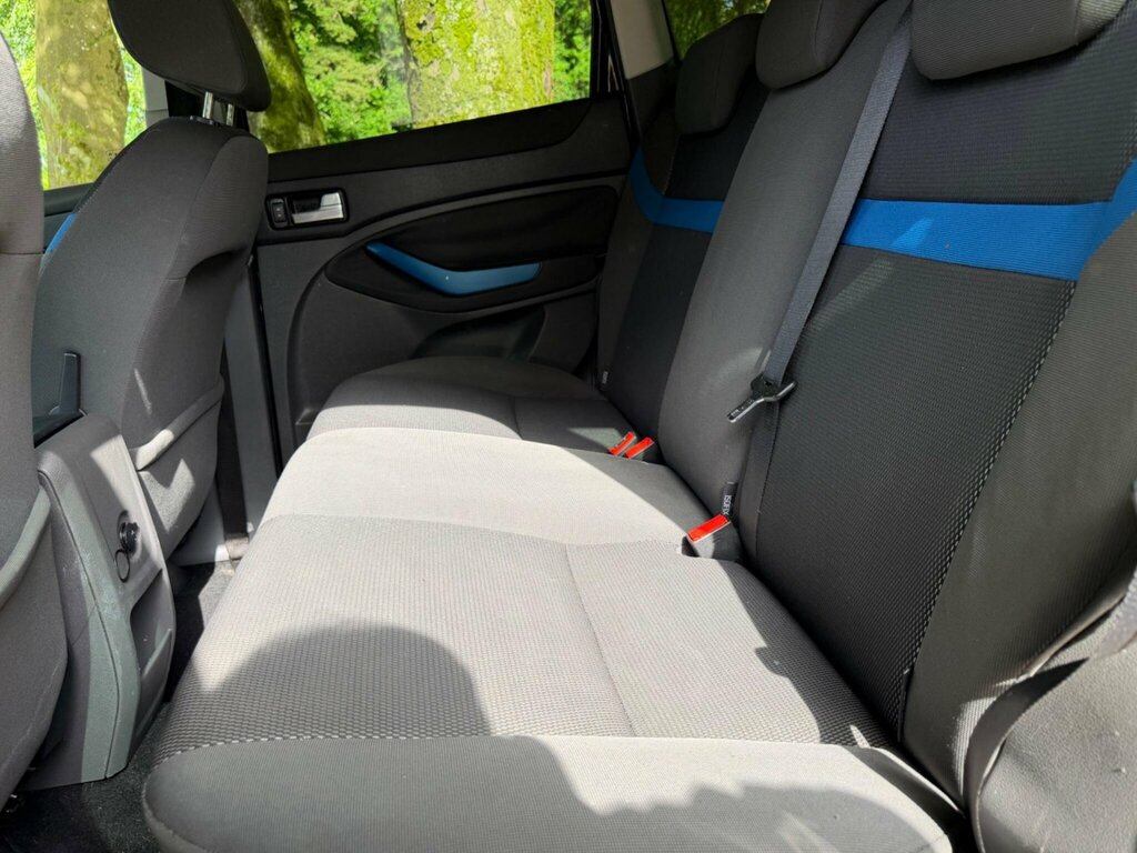 Ford Kuga Titanium Grey #44