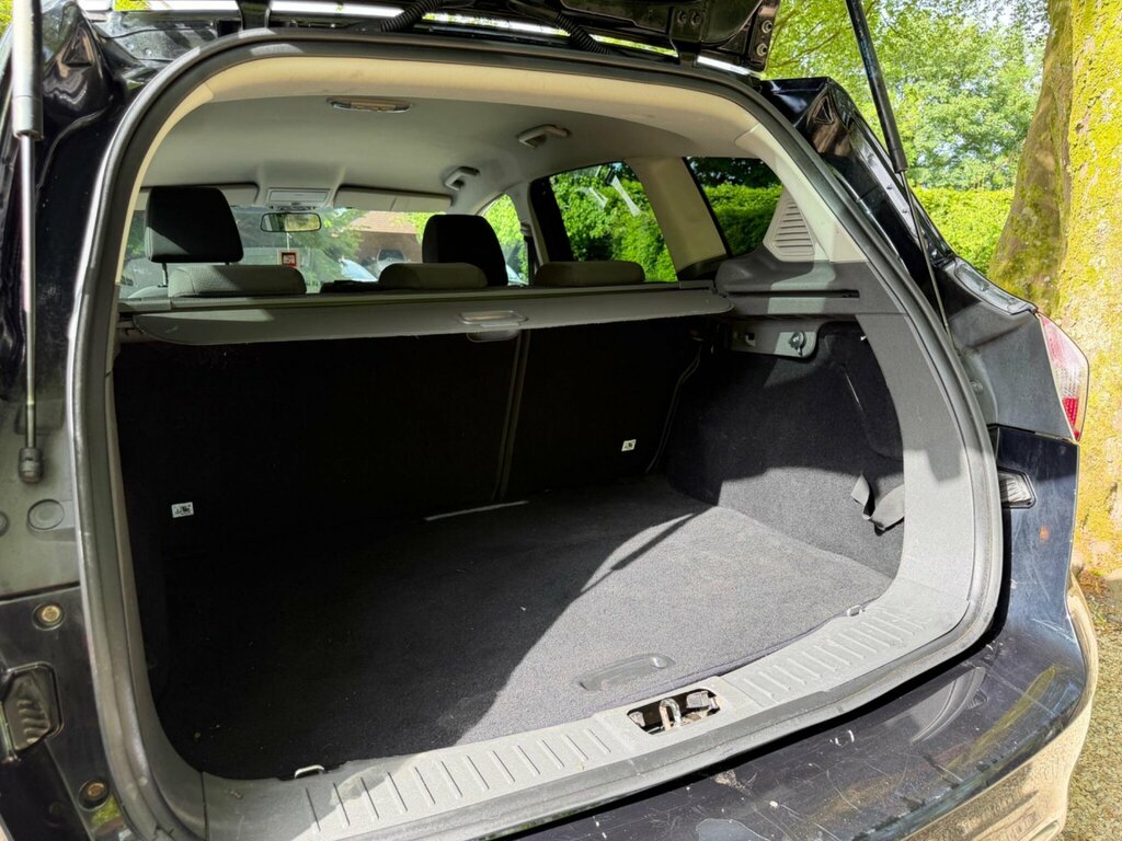 Ford Kuga Titanium Grey #52