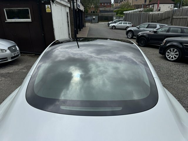 Tesla Model 3 Dual Motor Performance Saloon BN20PFO White #6