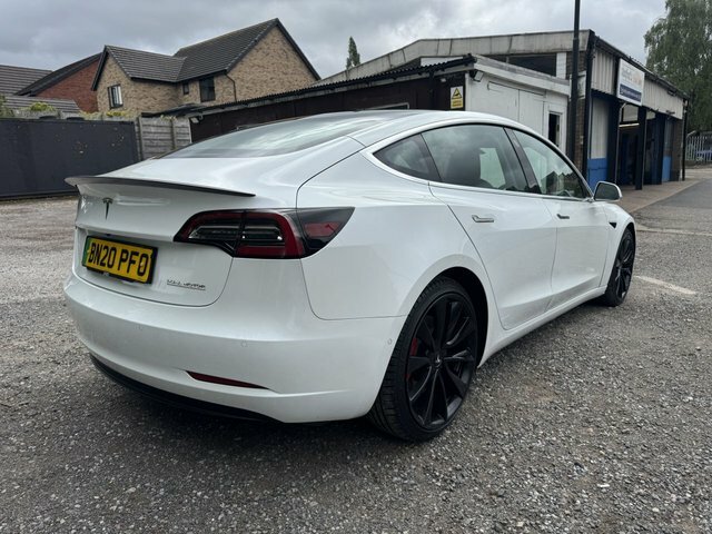 Tesla Model 3 Dual Motor Performance Saloon BN20PFO White #5