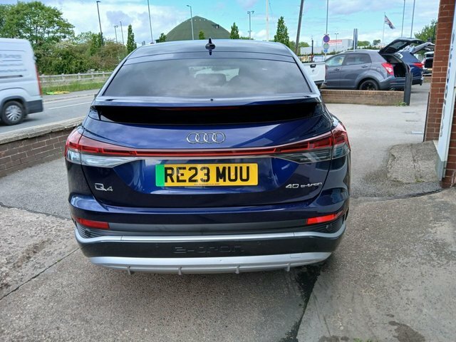 Audi Q4 E Tron 40 S Line Sportback 82Kwh 204 P RE23MUU Blue #5