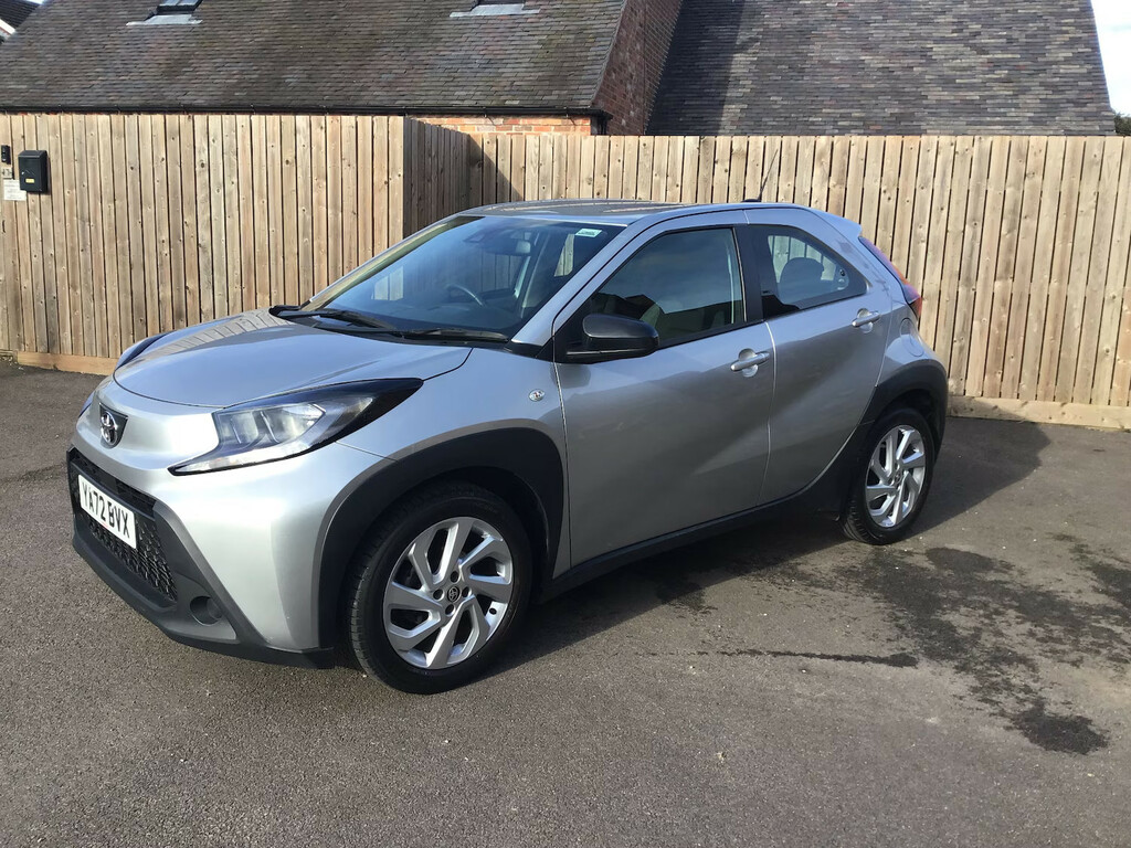 Toyota Aygo X 1.0 Vvt-i Pure Hatchback Silver