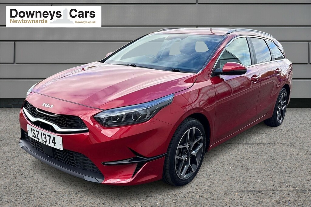 Kia Ceed Sw 3 1.5T Gdi Isg Sw - Full Kia Warranty Unti Red