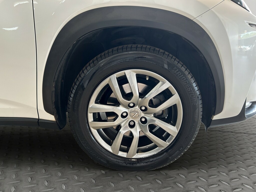 Lexus NX Suv 2.5 300H Luxury 201666 MT66XML White #4