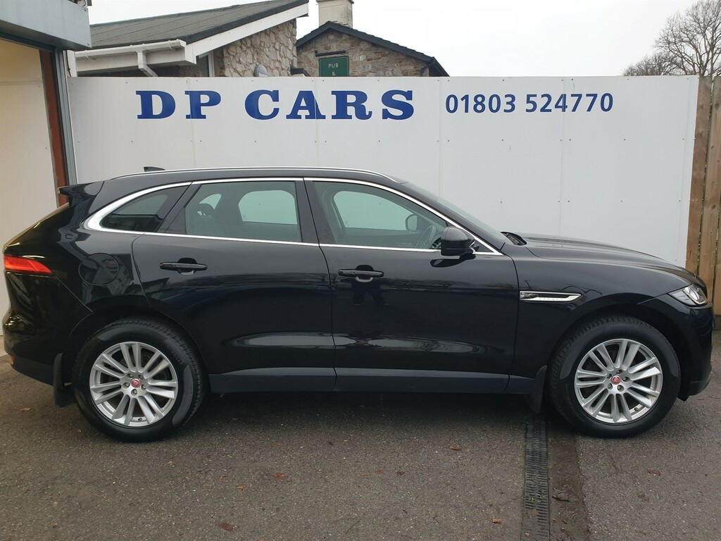 Jaguar F-Pace 2.0 D240 Portfolio Awd Euro 6 Ss OE67ZFP #3