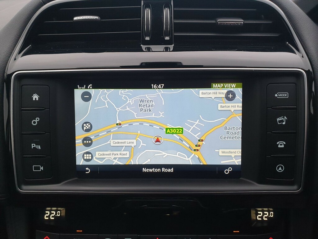 Jaguar F-Pace 2.0 D240 Portfolio Awd Euro 6 Ss OE67ZFP #4