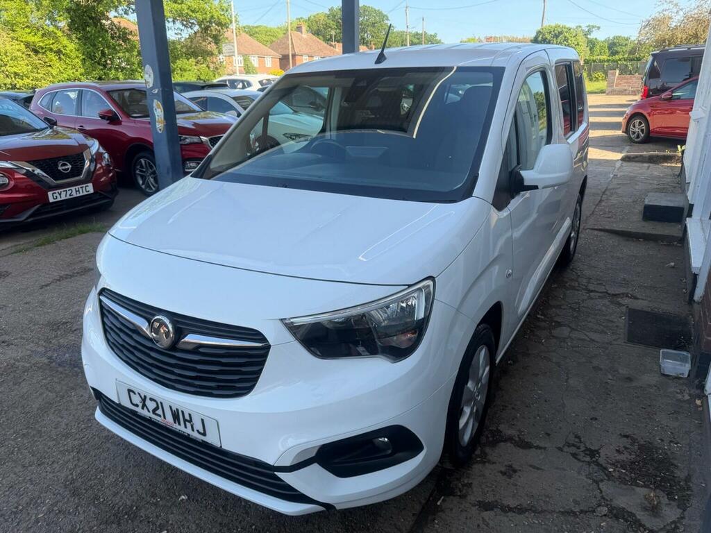 Vauxhall Combo Life Mpv 1.5 Turbo D Se Euro 6 Ss 7 Seat 2021 CX21WHJ White #6