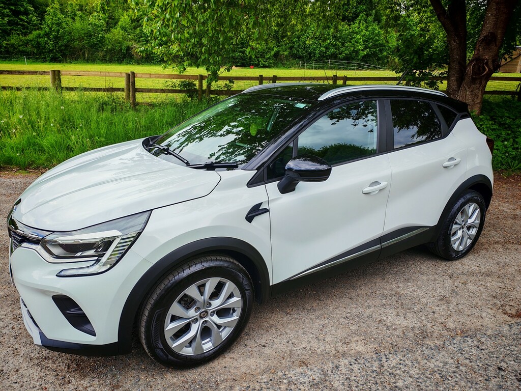 Renault Captur Suv 1.3 Iconic Tce 130 Edc 2021 White #2