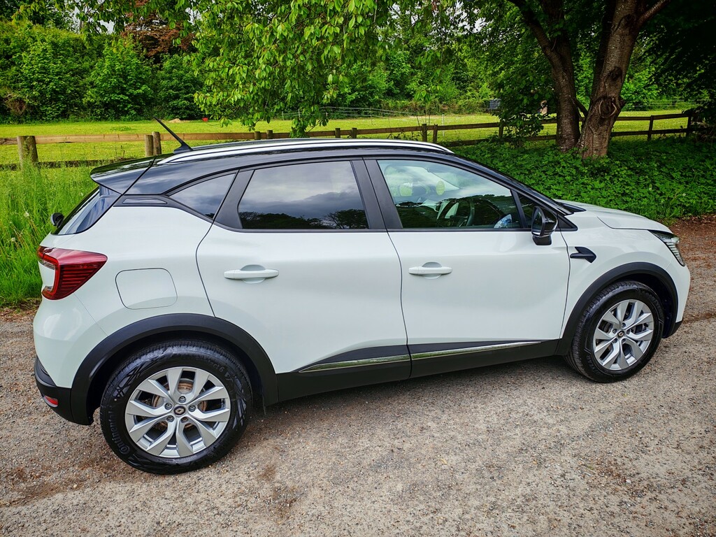 Renault Captur Suv 1.3 Iconic Tce 130 Edc 2021 White #3