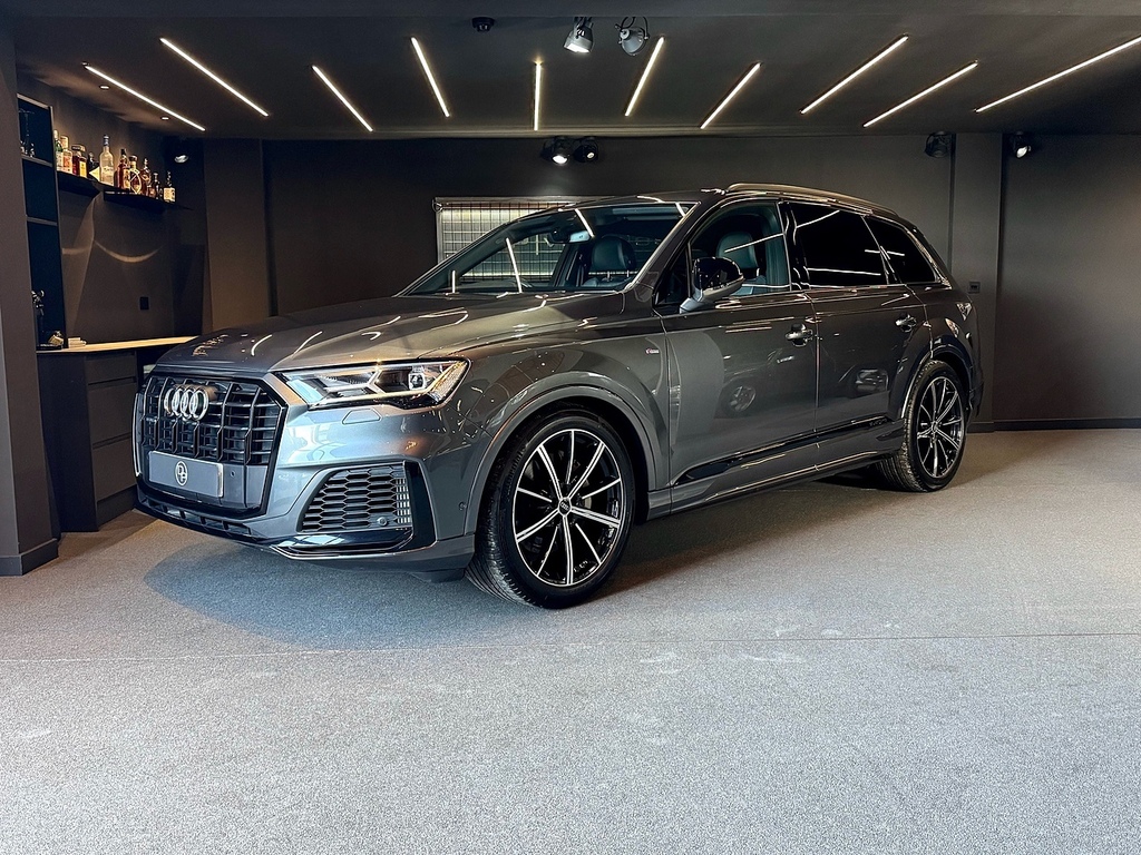 Audi Q7 Tfsi V6 Black Edition Grey