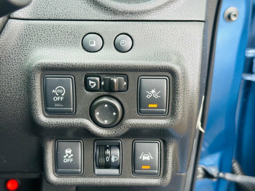 Nissan Note 1.6 16V N-tec Euro 4 Beige #42