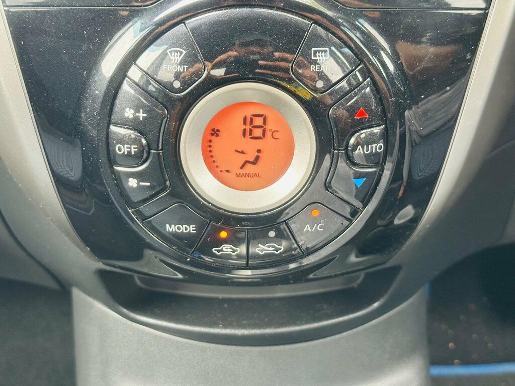 Nissan Note 1.6 16V N-tec Euro 4 Beige #54