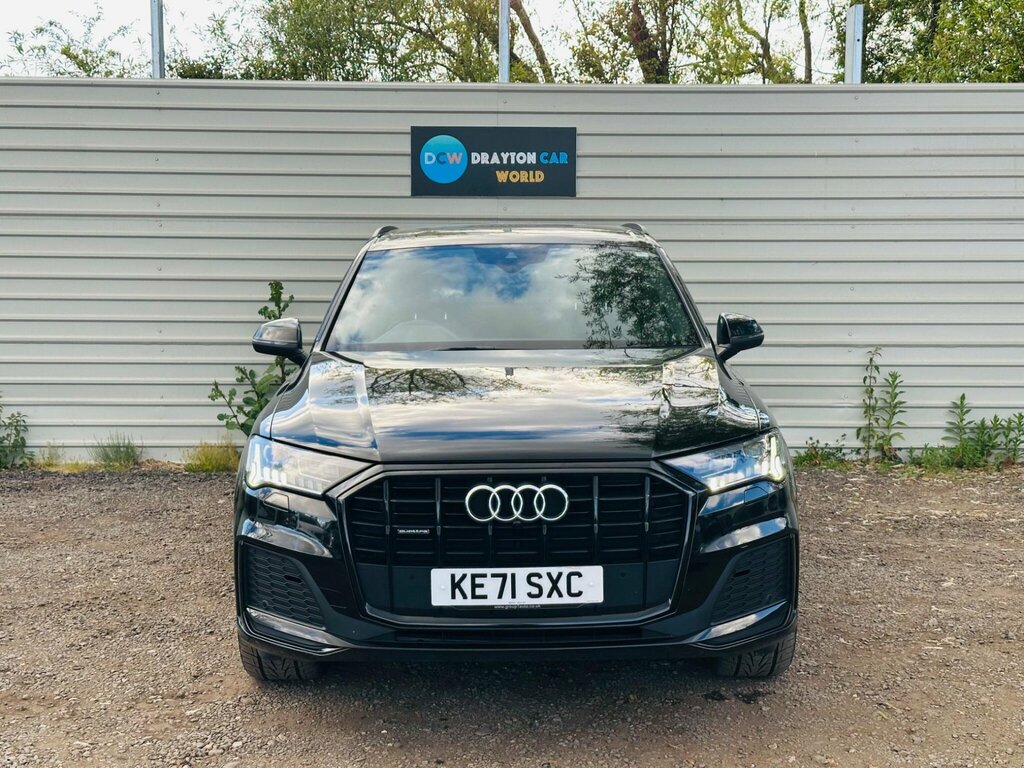 Audi Q7 3.0 Tdi V6 50 Black Edition Tiptronic Quattro Euro KE71SXC Black #2
