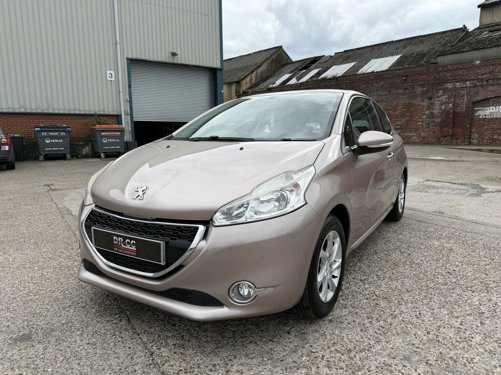 Peugeot 208 Hatchback 1.0 Vti Active 2013 PF63FEP Pink #3