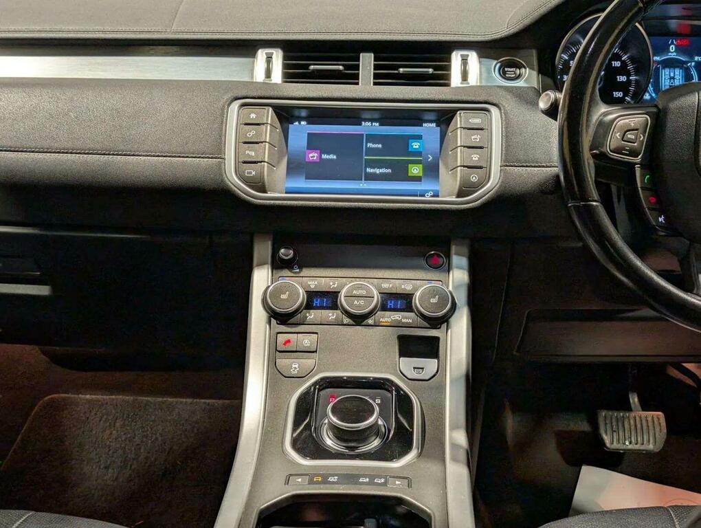 Land Rover Range Rover Evoque 2.0 Td4 Se Tech 4Wd Euro 6 Ss CX18UCV Black #4
