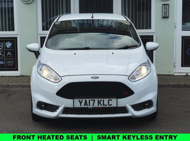 Ford Fiesta 1.6T Ecoboost St-3 Hatchback Eur YA17KLC White #2