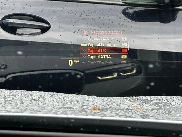 BMW 5 Series 2.0 520D Mht Se Touring Hybrid Steptron YF70XFO Silver #6