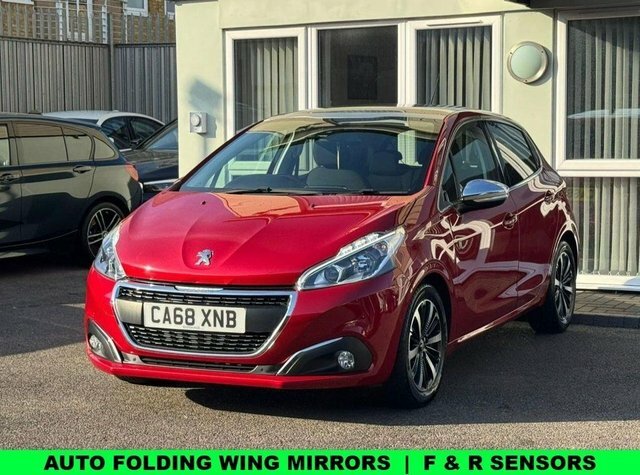 Peugeot 208 1.2 Puretech Tech Edition Hatchback Man CA68XNB Red #3