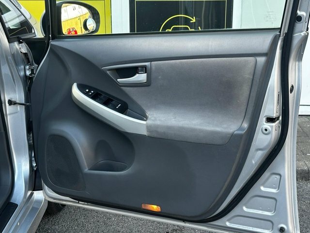 Toyota Prius 1.8 Vvti T Spirit Cvt Silver #54