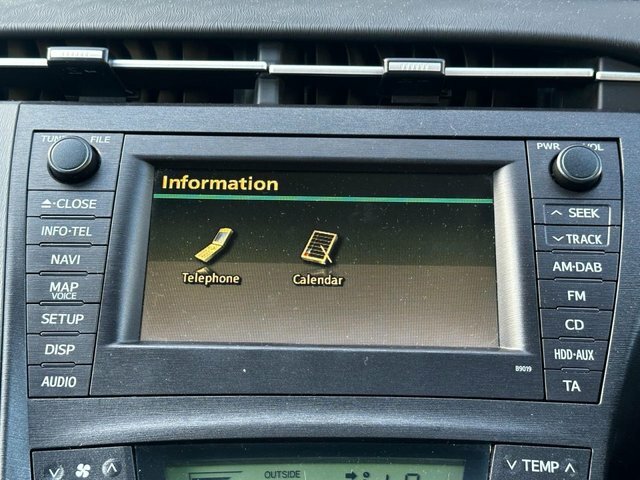 Toyota Prius 1.8 Vvti T Spirit Cvt Silver #86