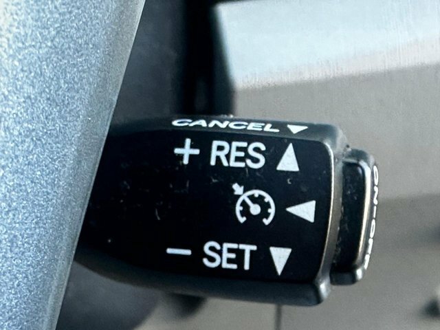 Toyota Prius 1.8 Vvti T Spirit Cvt Silver #40