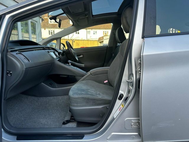Toyota Prius 1.8 Vvti T Spirit Cvt Silver #22