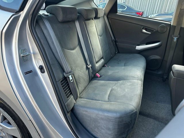 Toyota Prius 1.8 Vvti T Spirit Cvt Silver #51