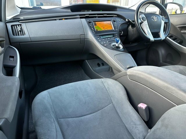 Toyota Prius 1.8 Vvti T Spirit Cvt Silver #9