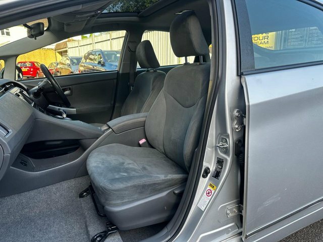 Toyota Prius 1.8 Vvti T Spirit Cvt Silver #19