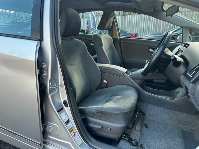 Toyota Prius 1.8 Vvti T Spirit Cvt Silver #17