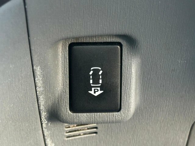Toyota Prius 1.8 Vvti T Spirit Cvt Silver #48