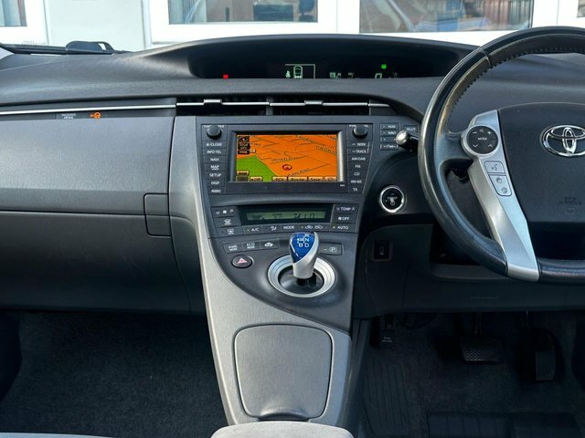 Toyota Prius 1.8 Vvti T Spirit Cvt Silver #42
