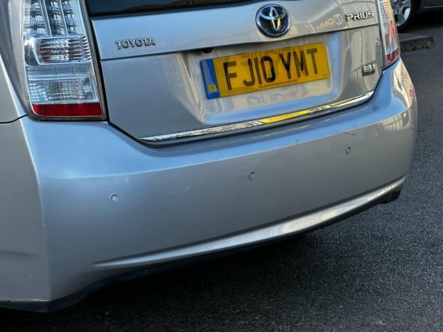 Toyota Prius 1.8 Vvti T Spirit Cvt Silver #69